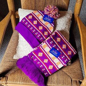 Nu Trendz signature collection scarf and hat set